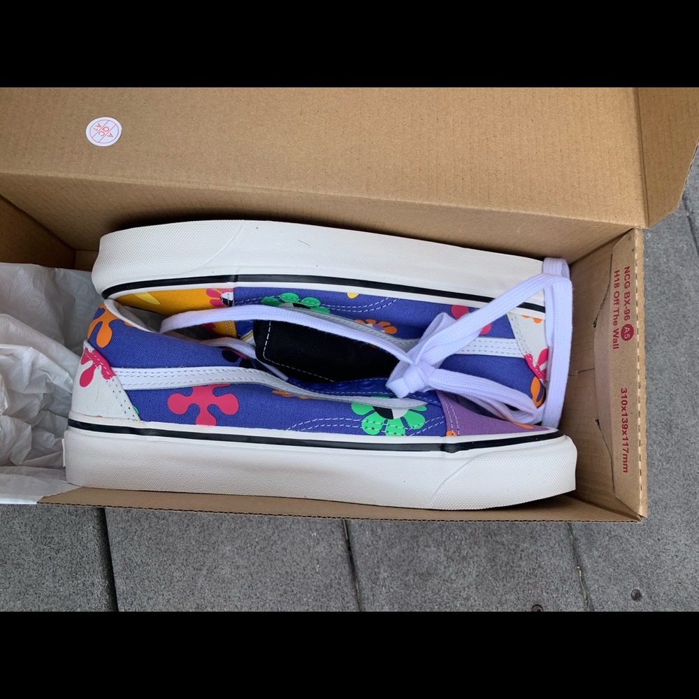 Vans Slip On Psychedelic 8